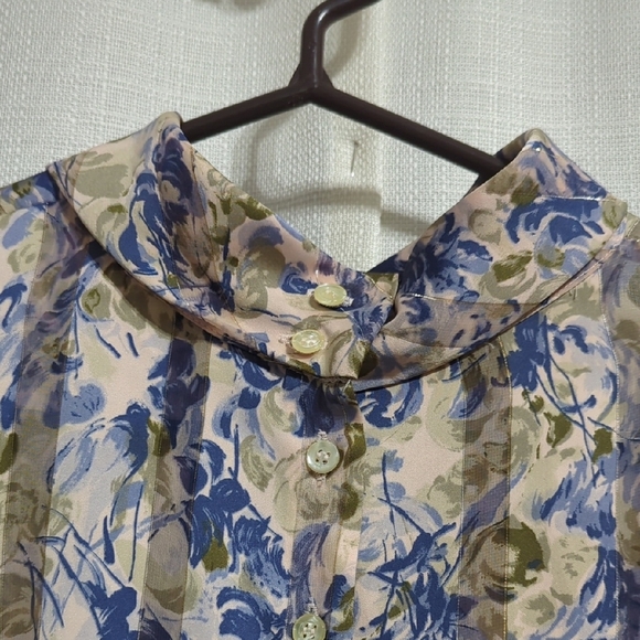 Vintage NICOLA Floral Blouse Women's 14 Pleated Front Buttons Lightweight - Picture 9 of 11